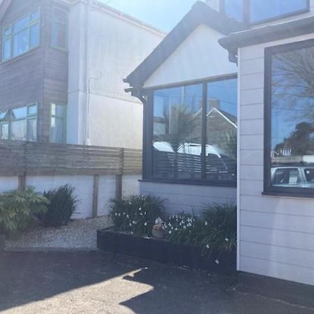 The Salt Box- Lovely Refurbished Annexe, Free Parking, Walk To Porth Beach. Saint Columb Minor ภายนอก รูปภาพ